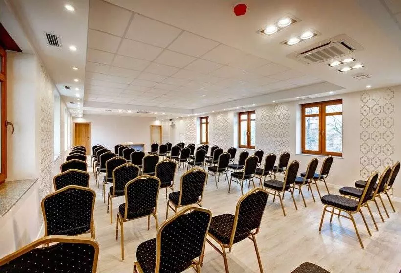 Hotelli Akacja Medical Resort