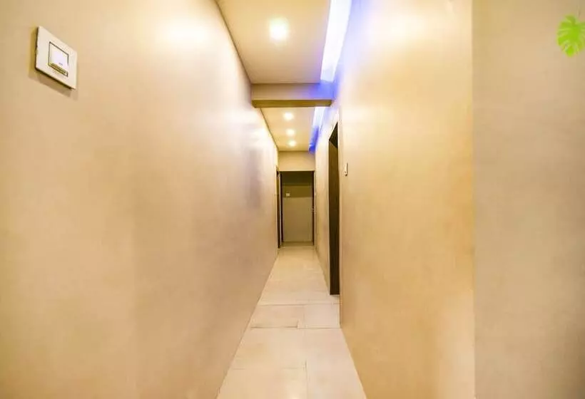 هتل Fabexpress Vijay Nagar Extention