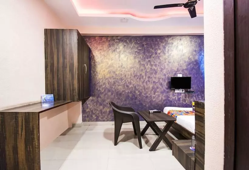 هتل Fabexpress Vijay Nagar Extention
