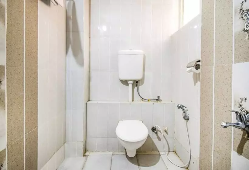 هتل Fabexpress Vijay Nagar Extention