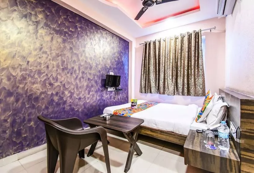 هتل Fabexpress Vijay Nagar Extention