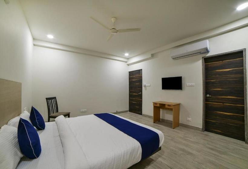 ホテル Silverkey Executive Stays 40736 Divine Babylon 2