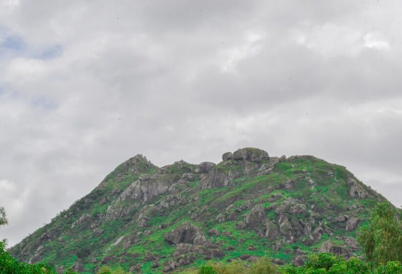 پانسیون Fair Hills Guest House