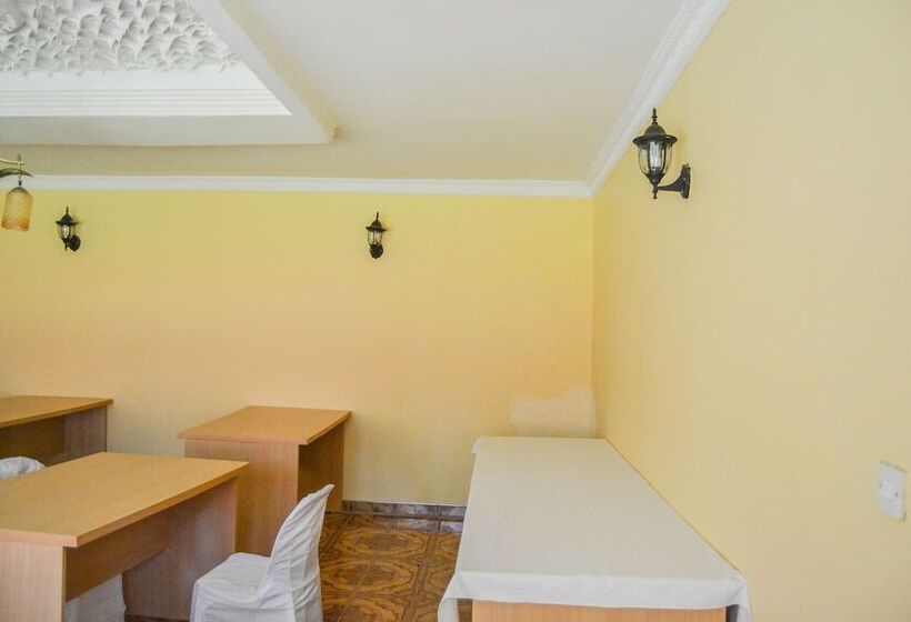 پانسیون Fair Hills Guest House