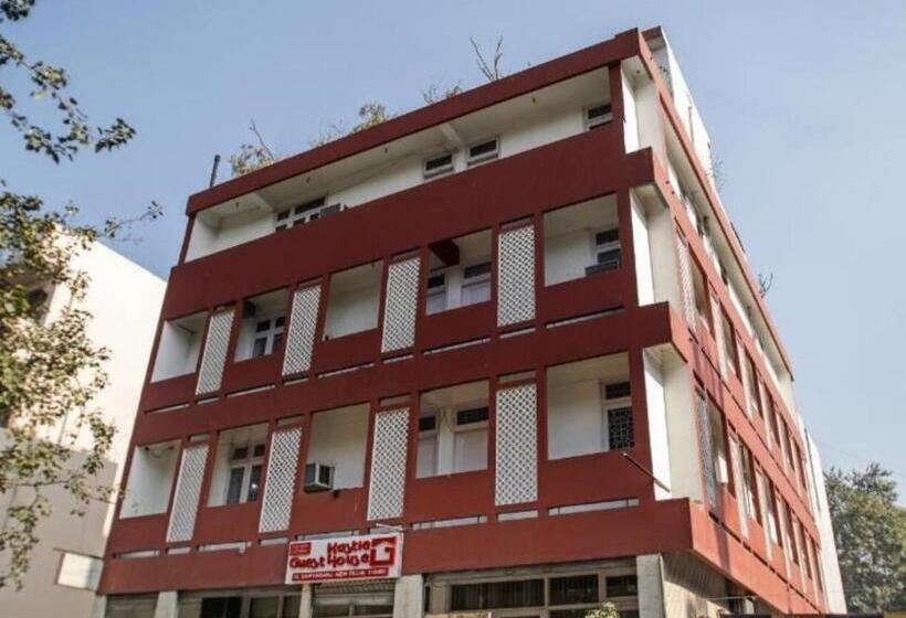 פנסיון Kastle Guest House