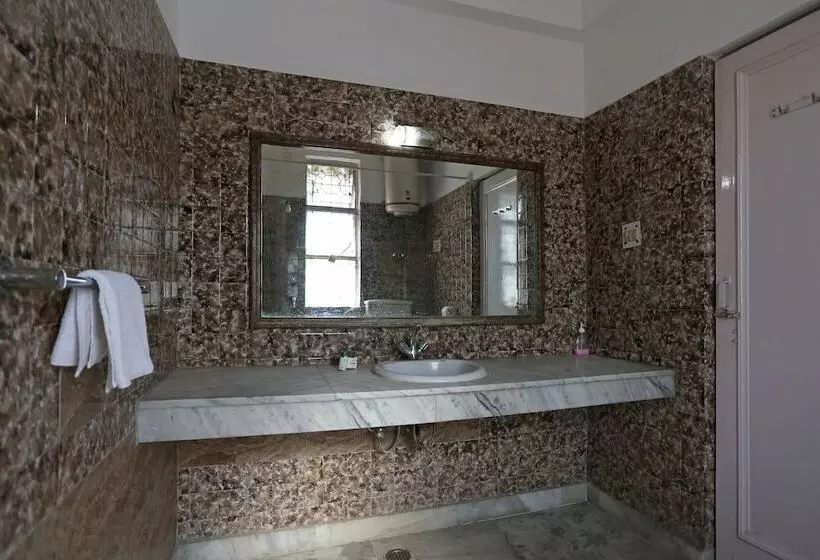 ペンション Kastle Guest House