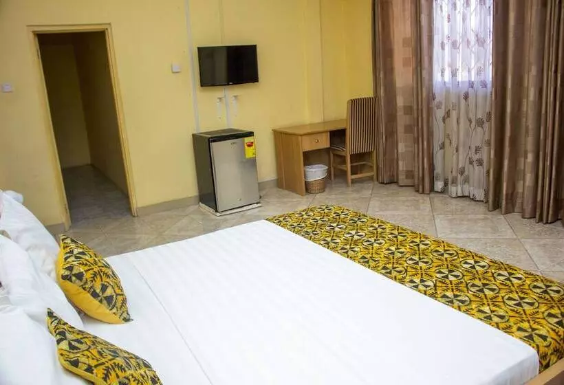 Aamiaismajoitus (B&B) Jayliz Lodge Tema