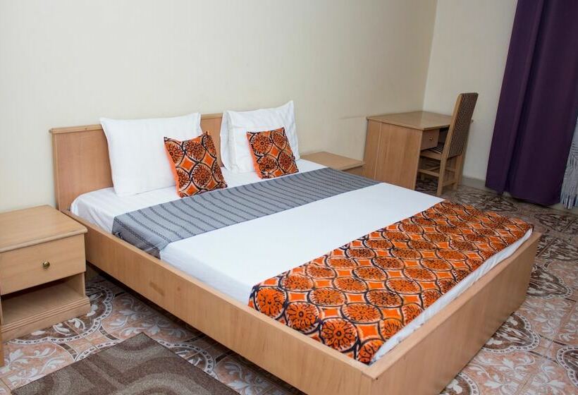 Bed and Breakfast Jayliz Lodge Tema