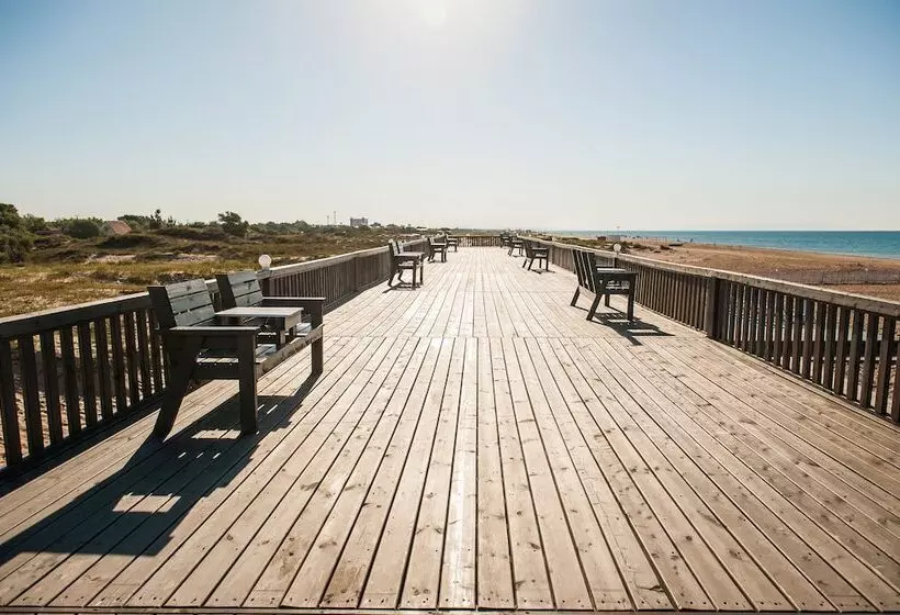 Hotelli Aurum Family Resort & Spa