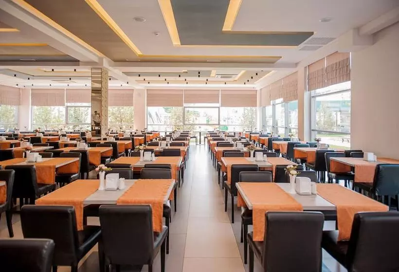 Hotelli Aurum Family Resort & Spa