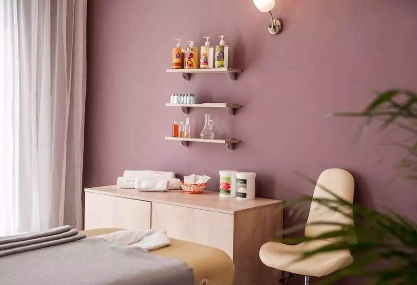 Hotelli Aurum Family Resort & Spa