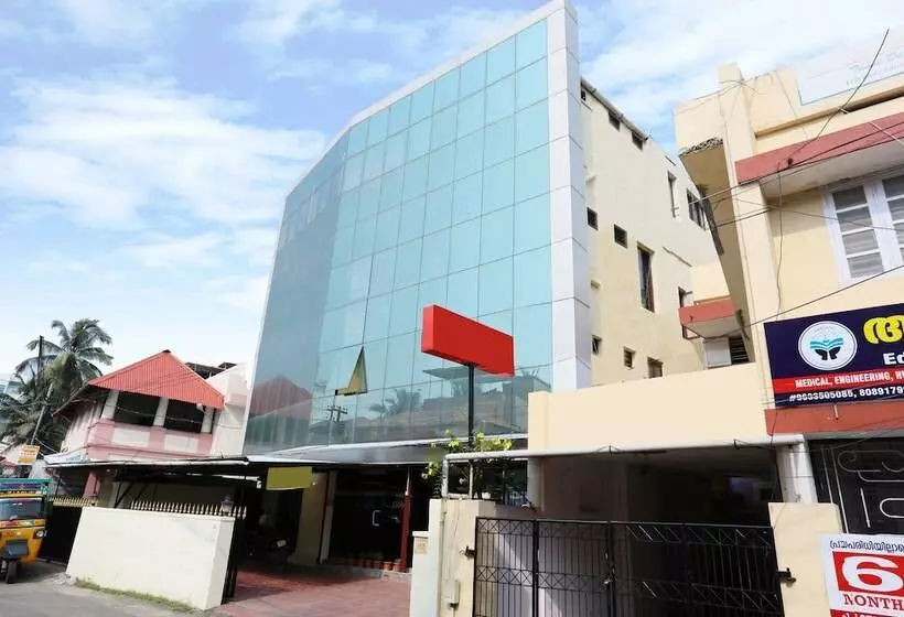 Hotelli Gamas Centre By Oyo Rooms