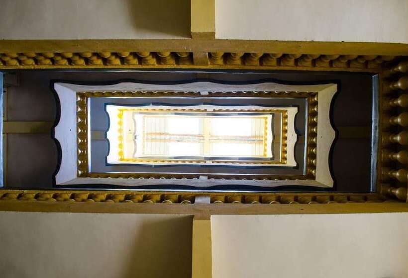 בית מלון כפרי Salama Hôtel Majunga