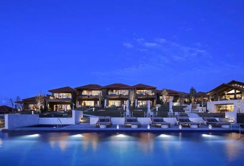 The Hiramatsu Hotels & Resorts Ginoza Okinawa