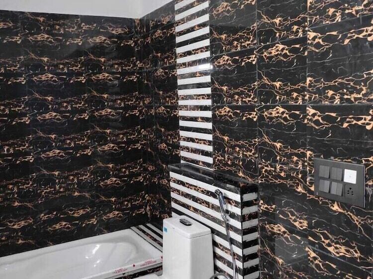 酒店 The Timber Garden Adventure Club