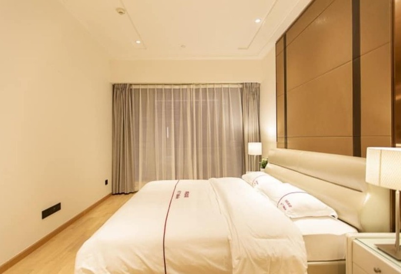 Shengang Executive Apartment Qian Hai Da Xin Metro Station Branch