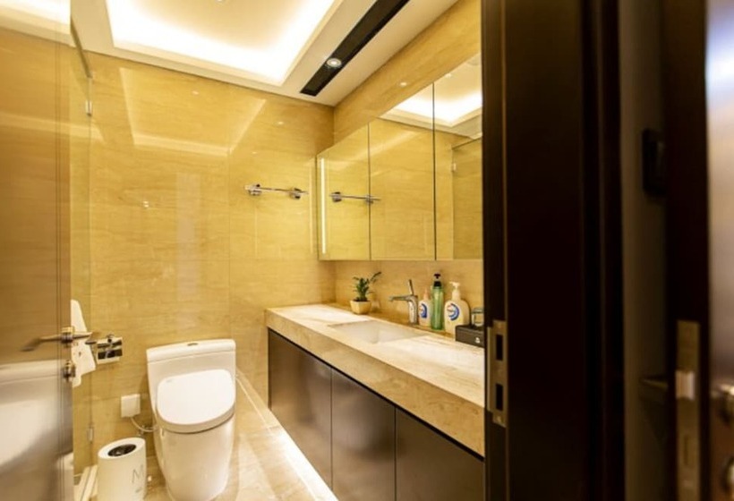 Shengang Executive Apartment Qian Hai Da Xin Metro Station Branch