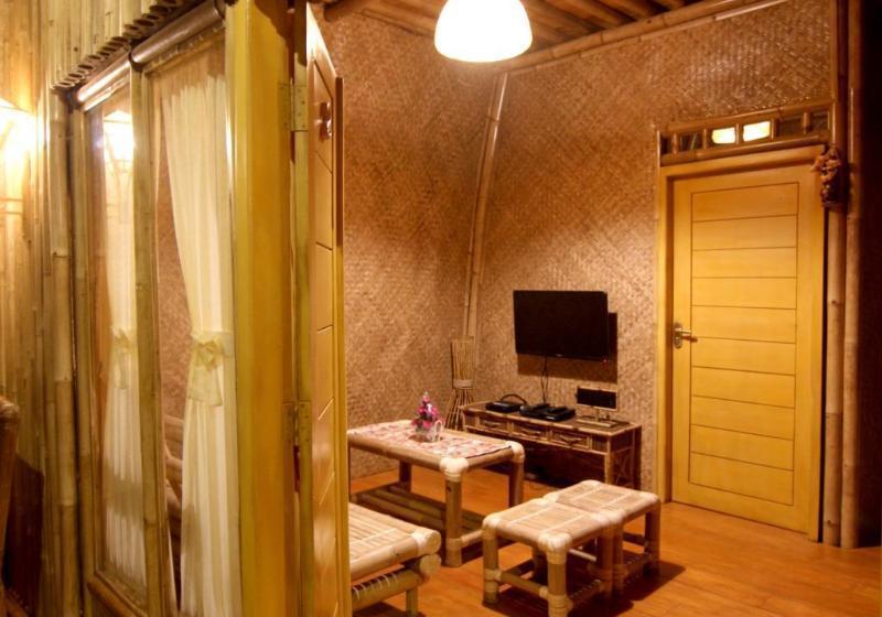 Villa Chavaminerva Bambu Lembang