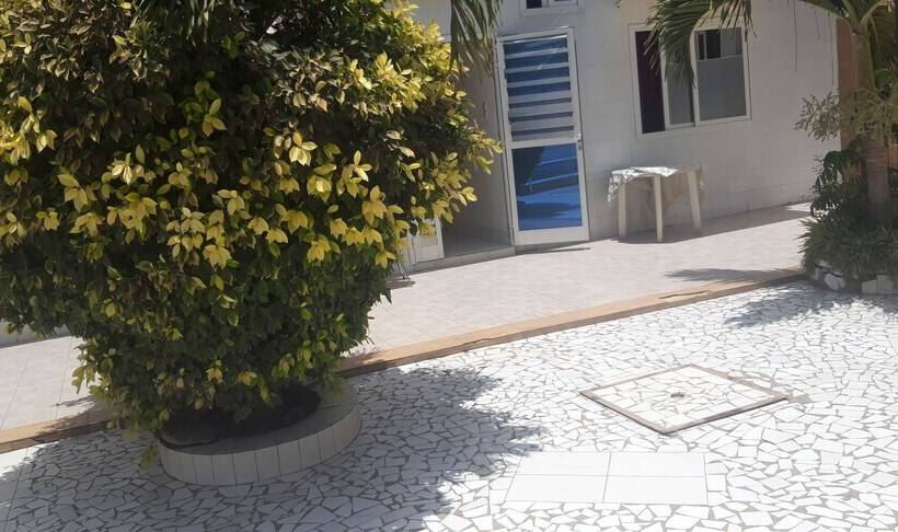 تختخواب و صبحانه Pns Hebergement