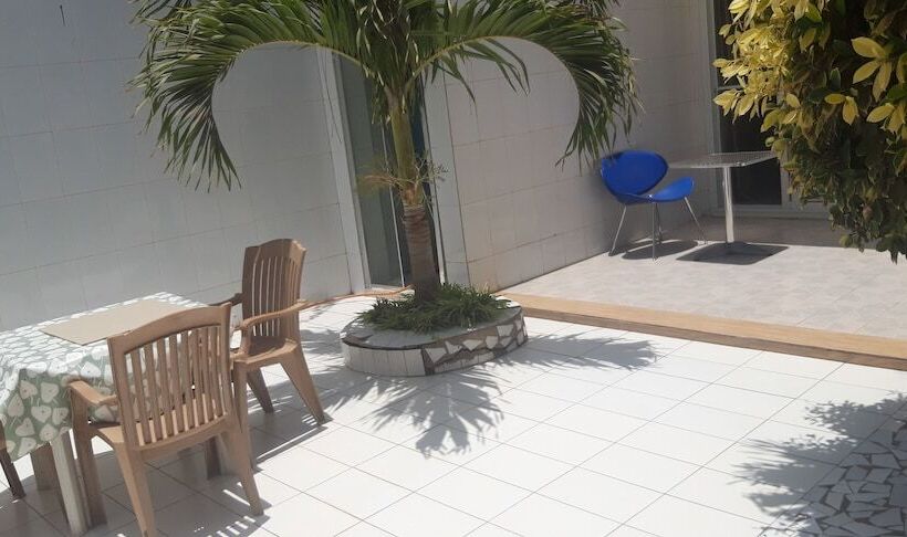 تختخواب و صبحانه Pns Hebergement