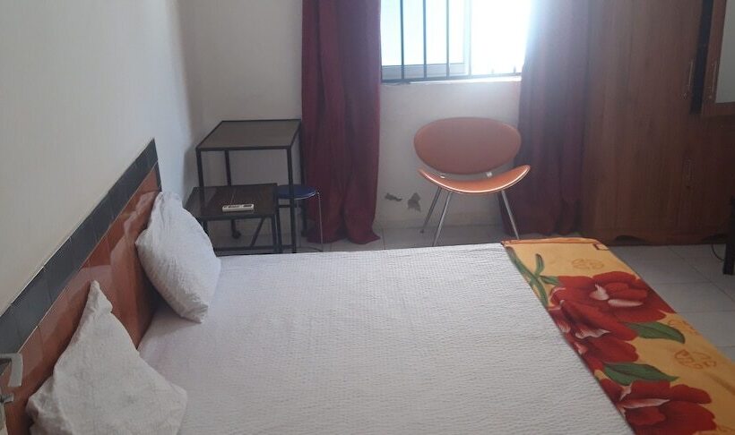 تختخواب و صبحانه Pns Hebergement