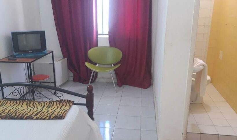 تختخواب و صبحانه Pns Hebergement