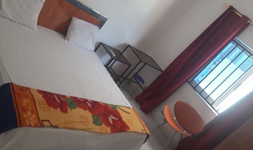 تختخواب و صبحانه Pns Hebergement