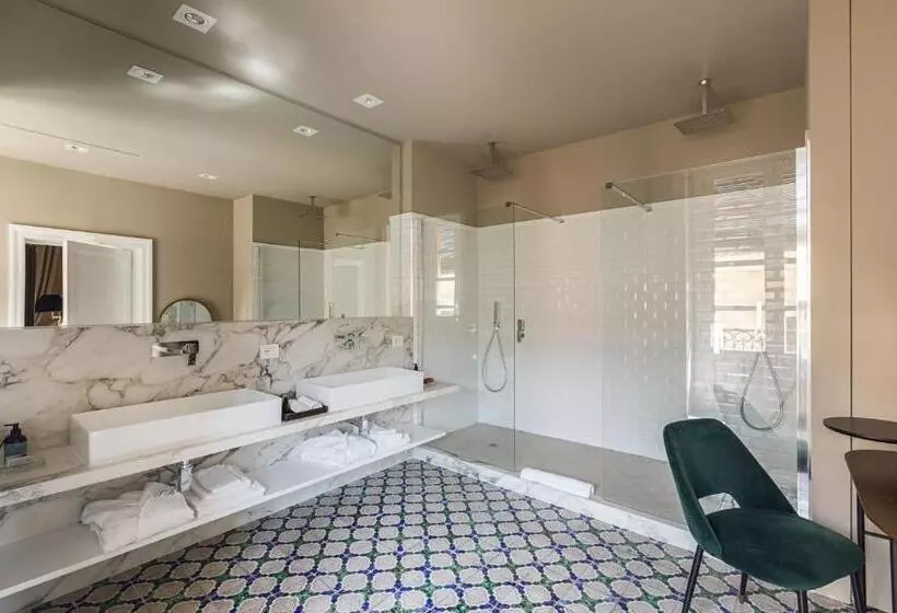 Aamiaismajoitus (B&B) Seven Rooms Villadorata