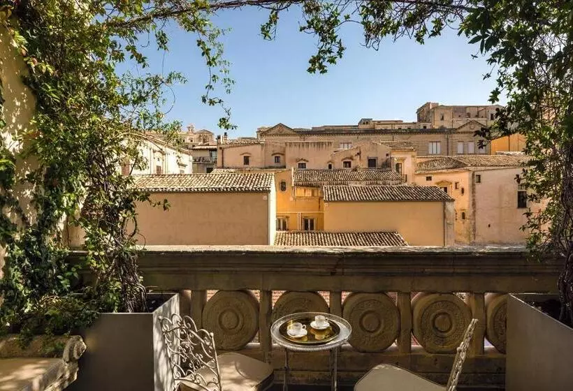 Aamiaismajoitus (B&B) Seven Rooms Villadorata