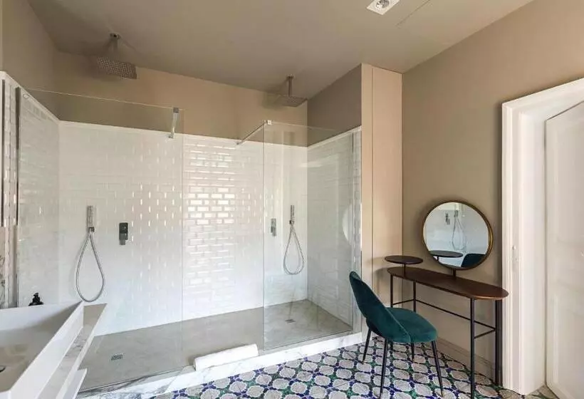 Aamiaismajoitus (B&B) Seven Rooms Villadorata