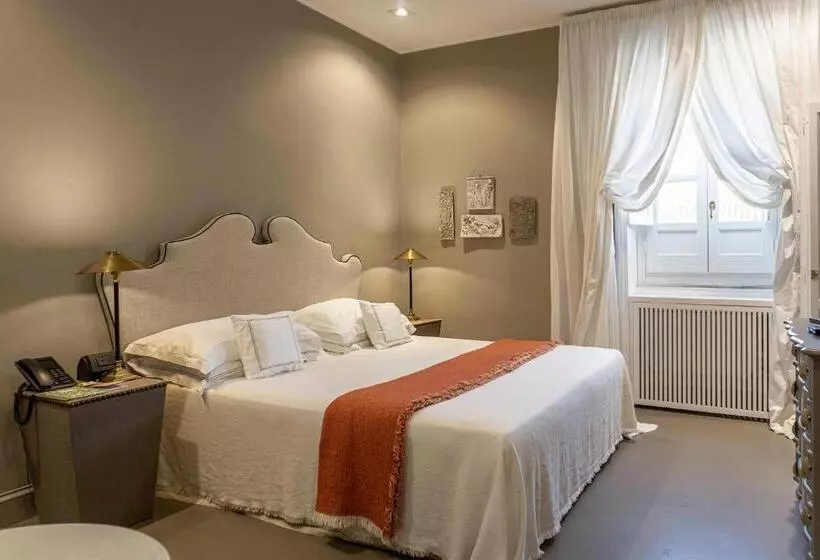 Aamiaismajoitus (B&B) Seven Rooms Villadorata