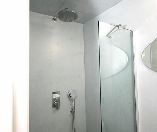 Esperia Luxury Suites