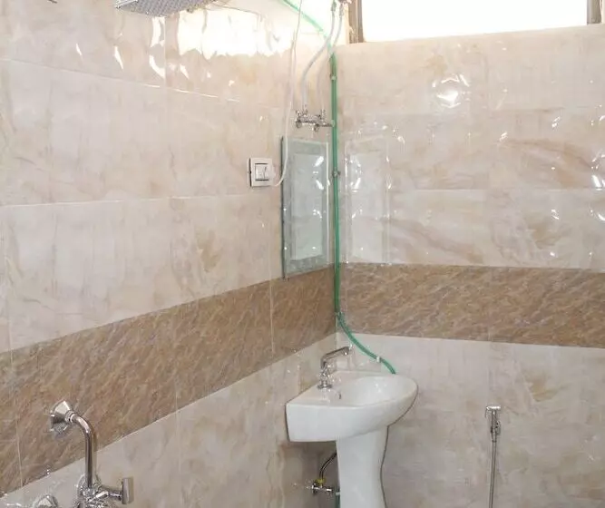 Hotelli Bajaj Lake Palace