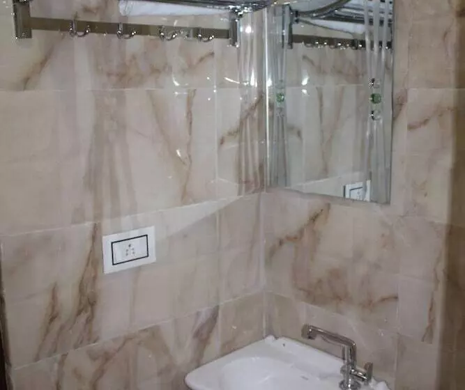 Hotelli Bajaj Lake Palace