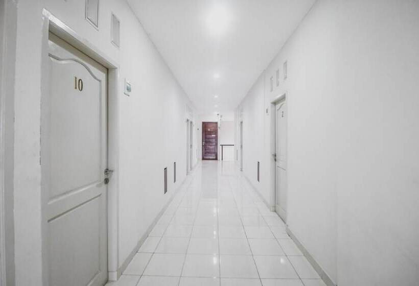 בית מלון כפרי Reddoorz @ Jalan Hayam Wuruk Lampung