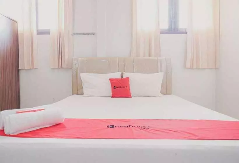 ホテル Reddoorz @ Jalan Hayam Wuruk Lampung