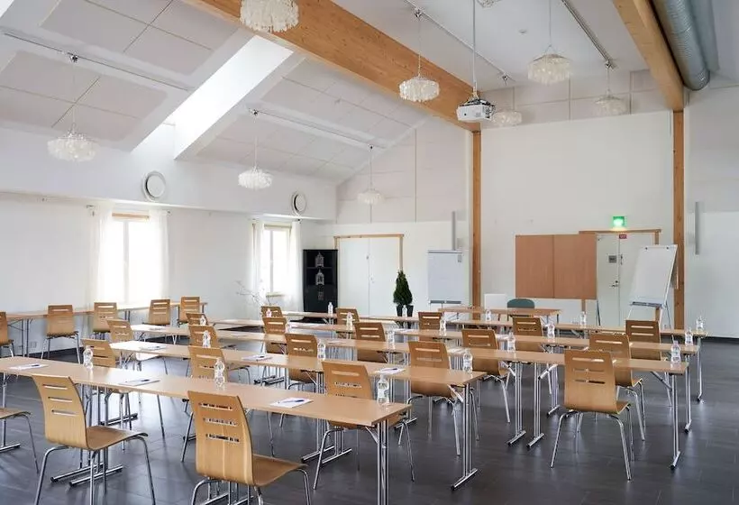 Hotelli Villa Molnby