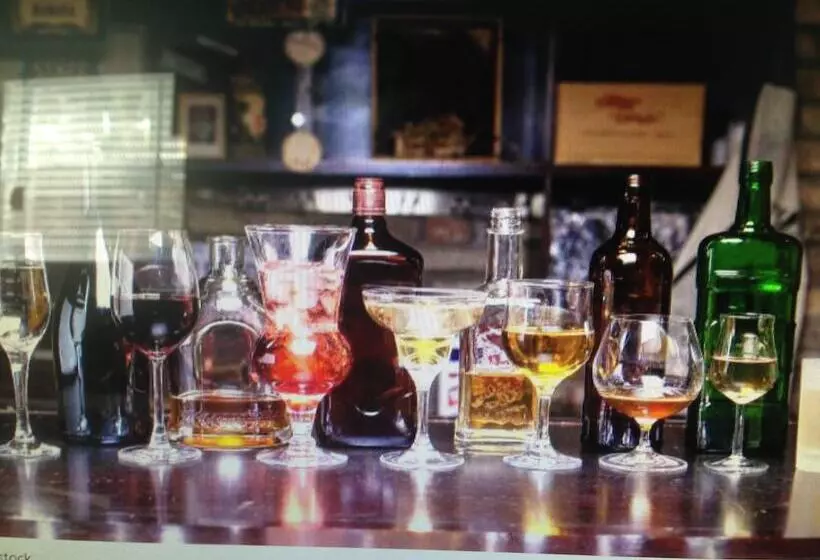 Villa Rosa Hotel & Restaurant