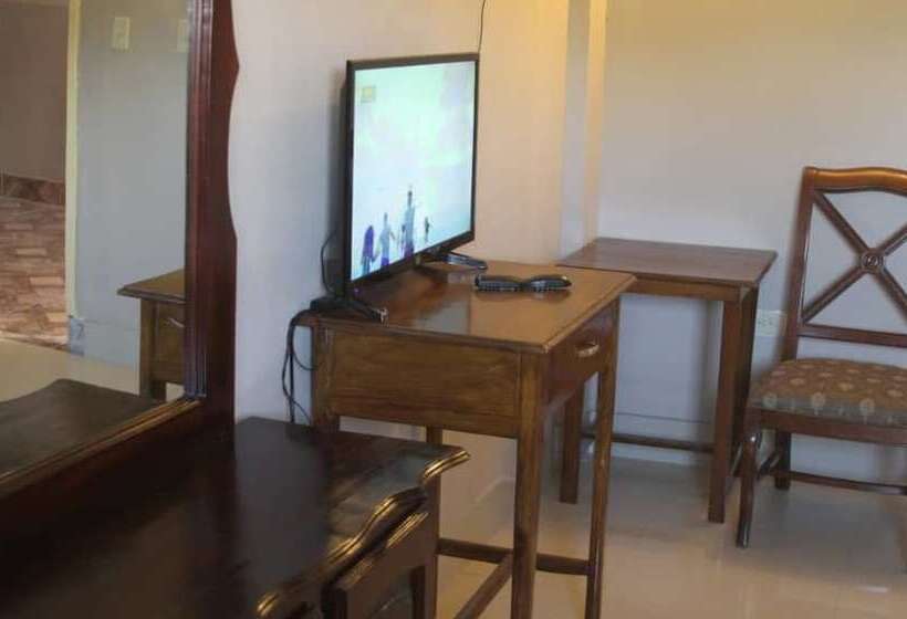 Villa Rosa Hotel & Restaurant