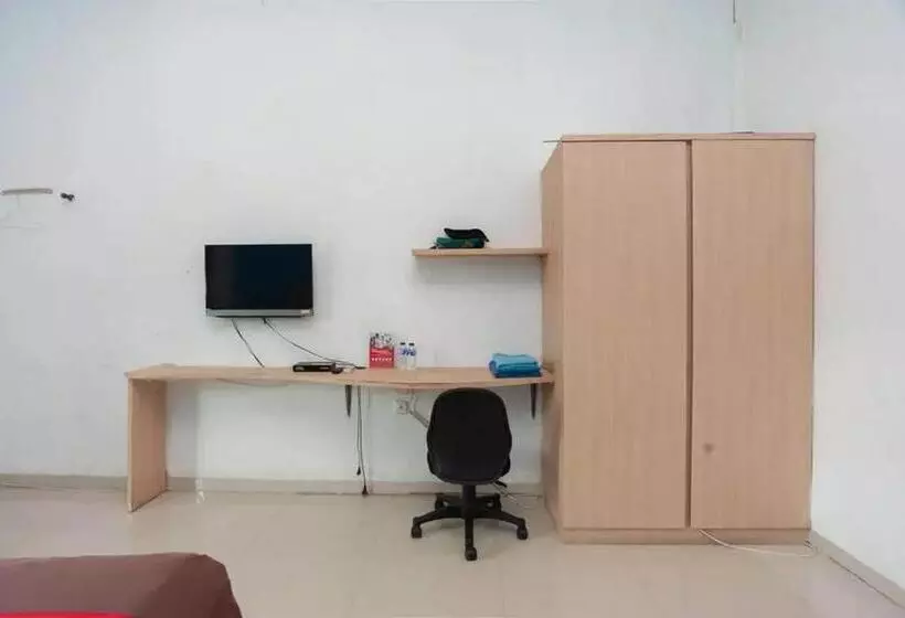 مُتل Reddoorz Syariah @ Jalan Hos Cokroaminoto Jambi