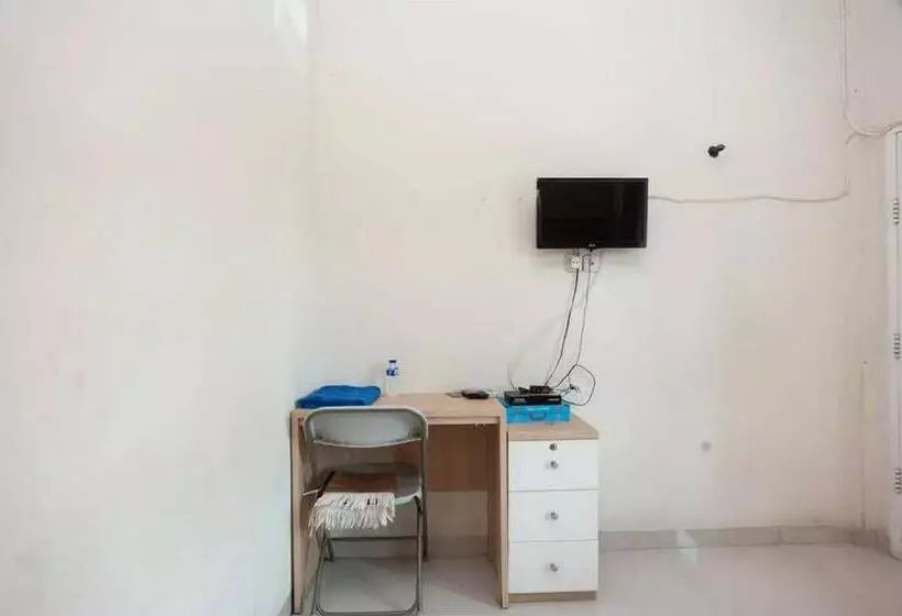مُتل Reddoorz Syariah @ Jalan Hos Cokroaminoto Jambi