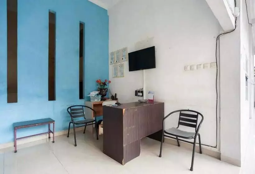 مُتل Reddoorz Syariah @ Jalan Hos Cokroaminoto Jambi