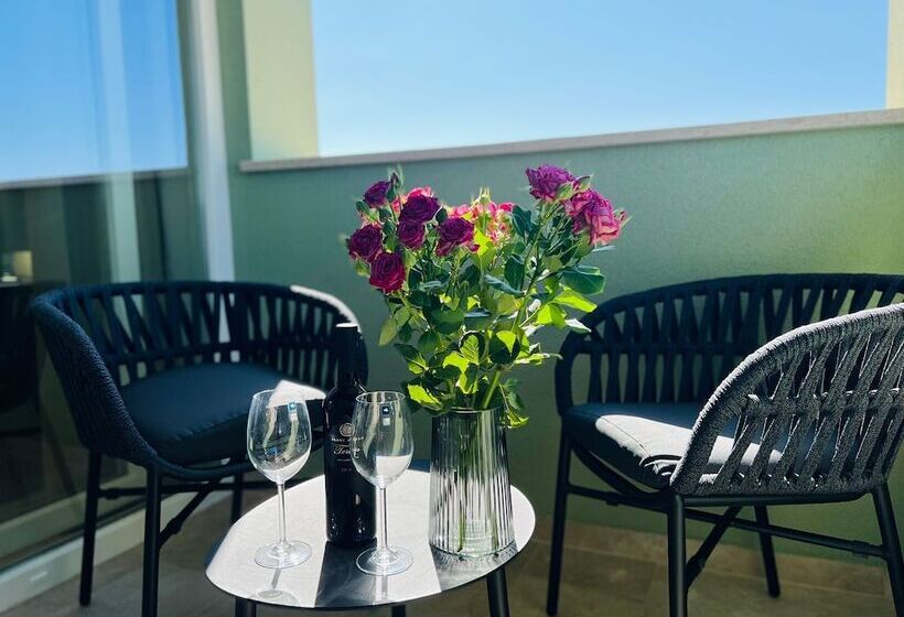 Pensió B&b Arena Prestige Rooms