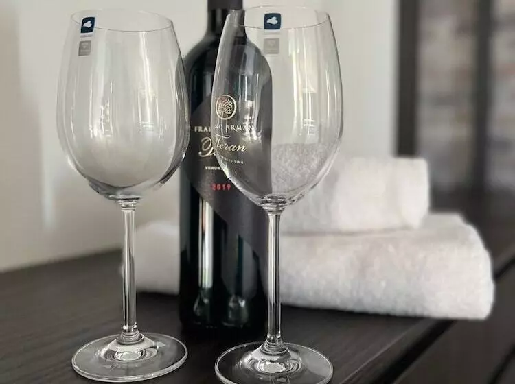 پانسیون B&b Arena Prestige Rooms