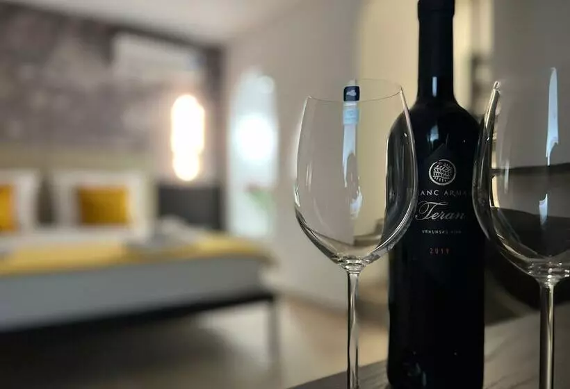 پانسیون B&b Arena Prestige Rooms