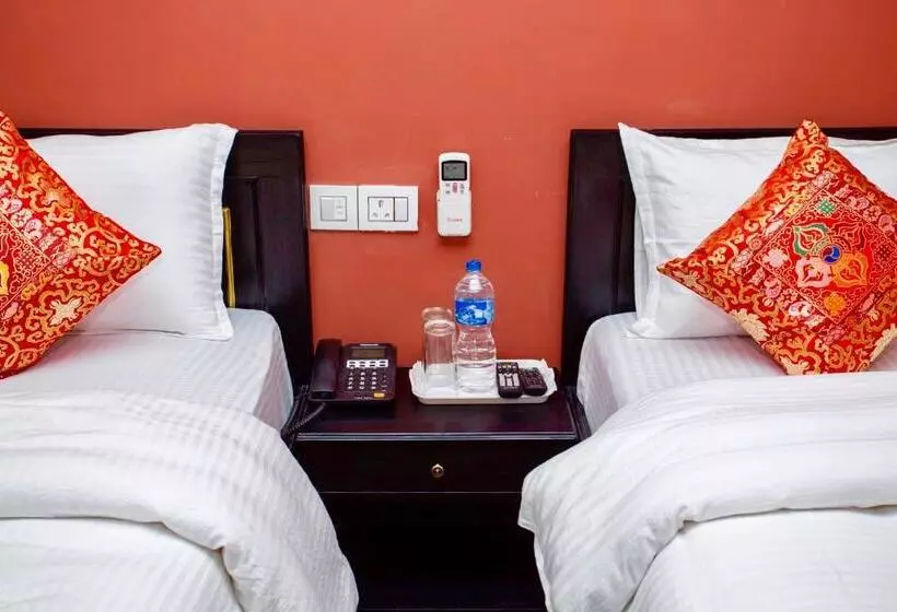 پانسیون Gurung's Home