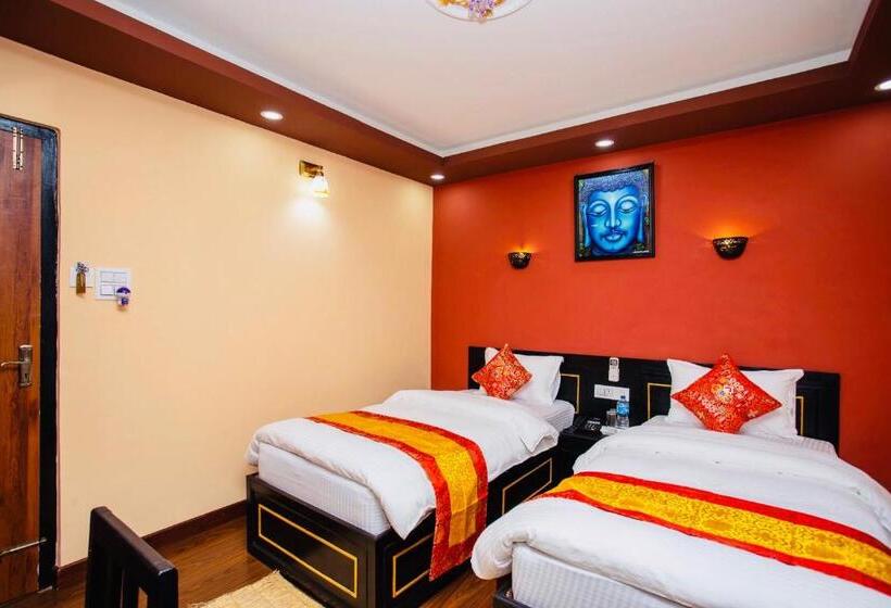 پانسیون Gurung's Home