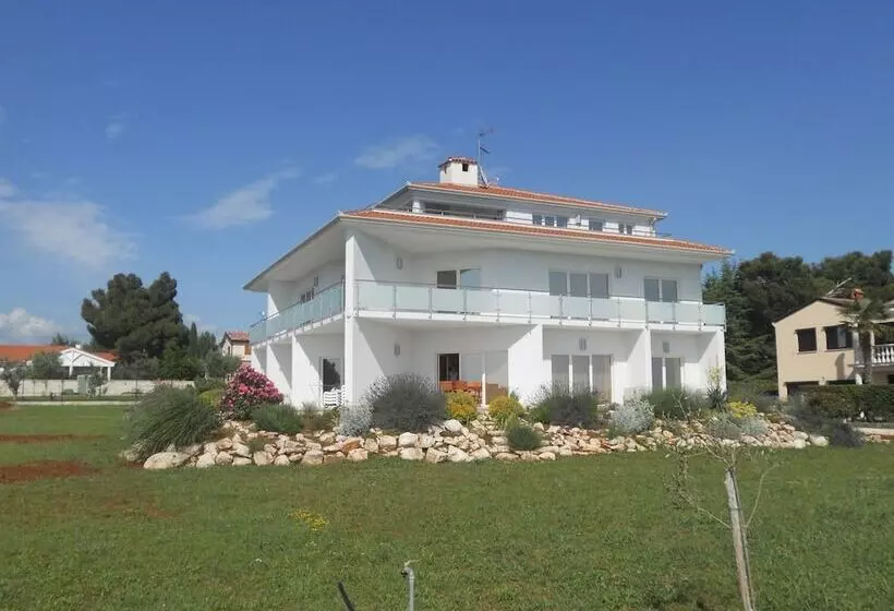 Apartments Alen