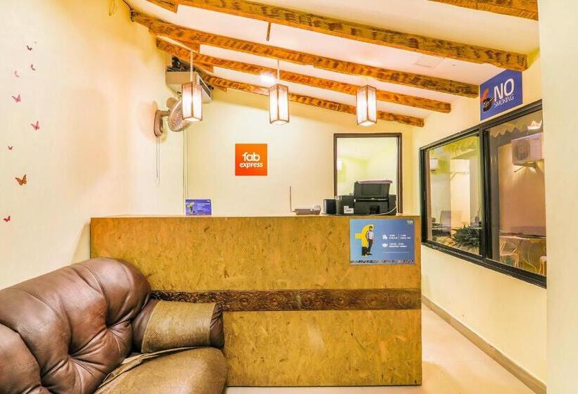 酒店 Fabexpress Victoria With Pool Nr Baga Beach