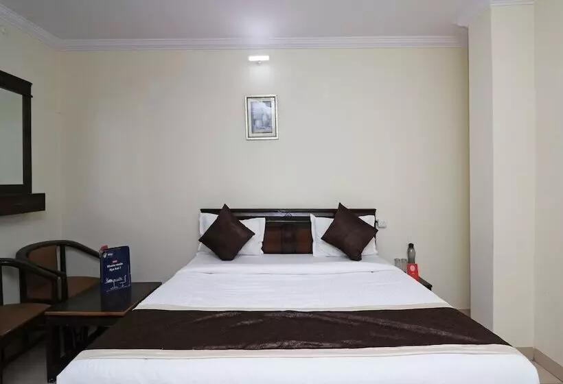 ホテル Maxx By Oyo Rooms